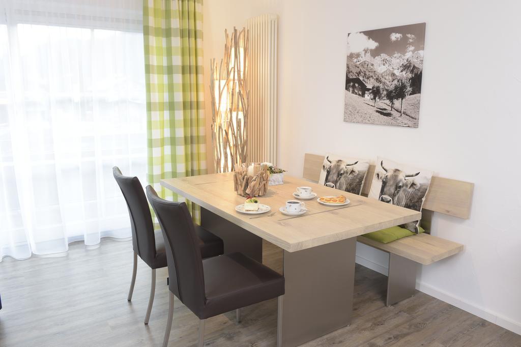 Ferienwohnungen Gerlach Oberstdorf Zimmer foto